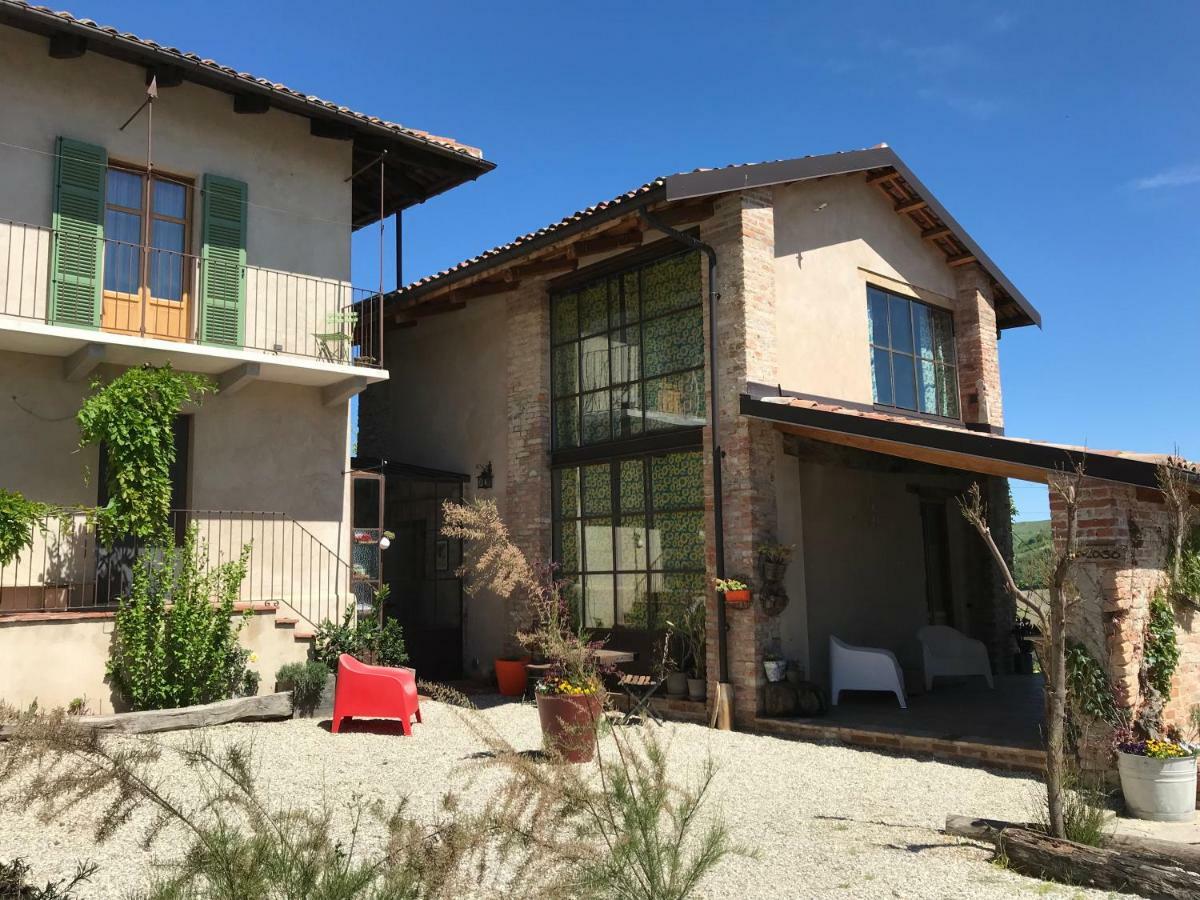 B&B Acaso Serralunga d'Alba Esterno foto